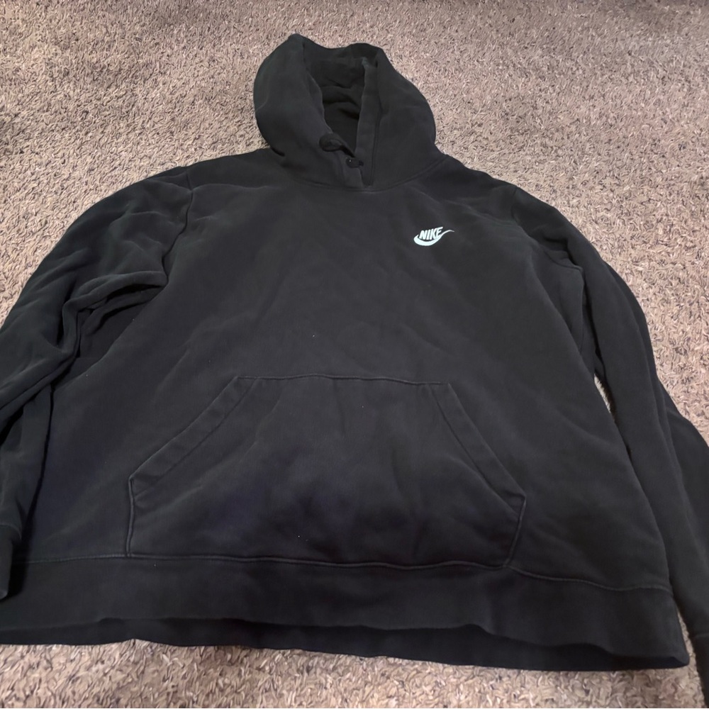 Nike sweatshirt